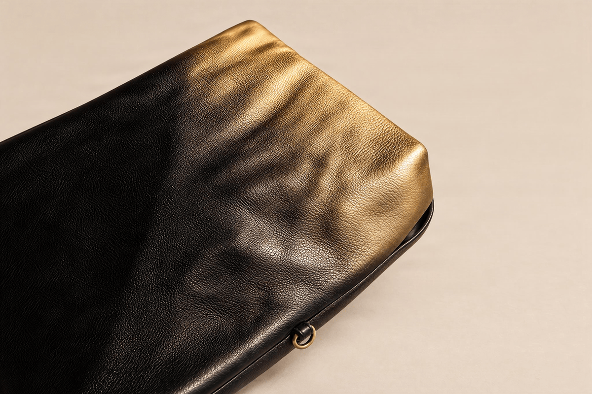 Prima del colore, la forma: l’architettura silenziosa di una borsa - Fury