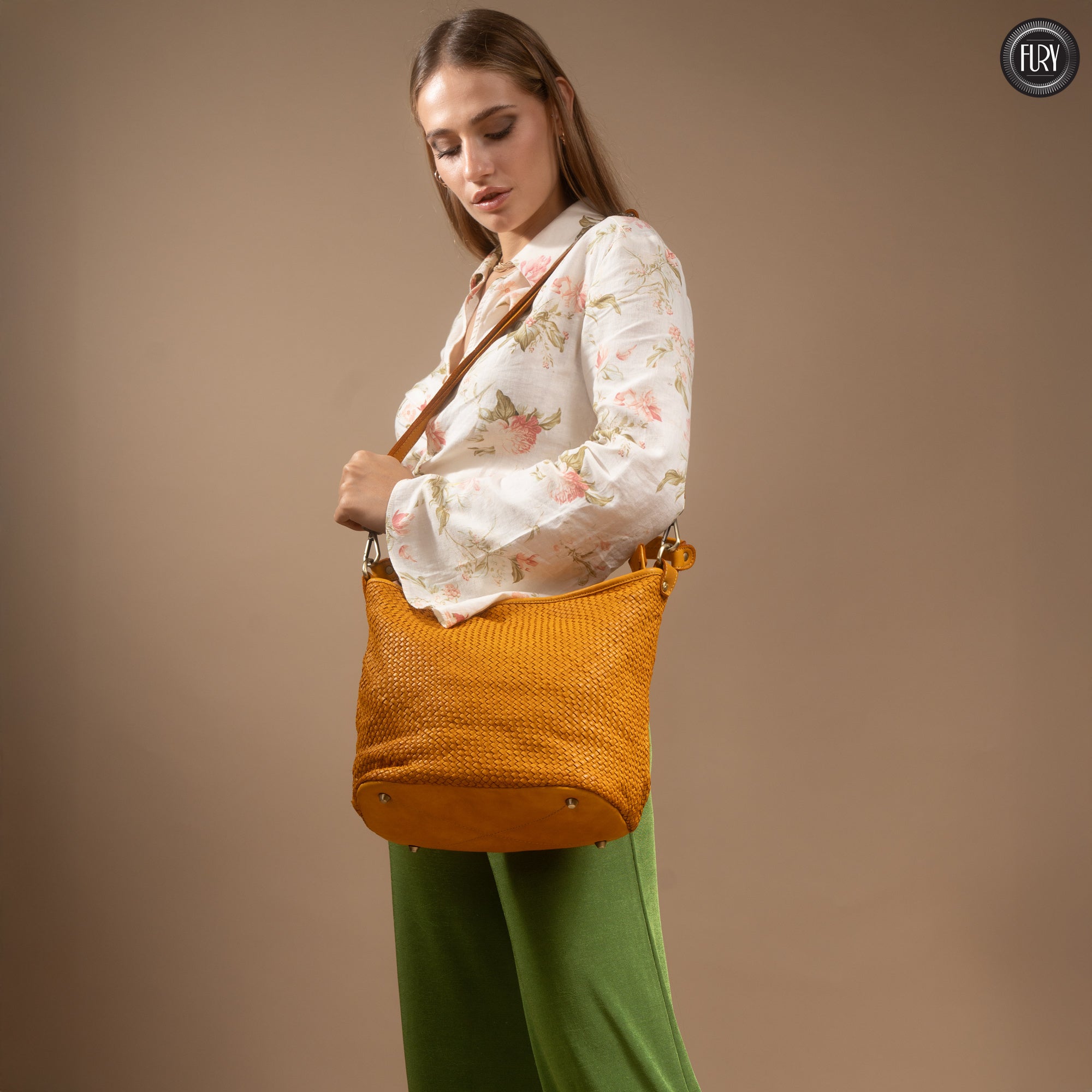 Borsa Linda in pelle intrecciata