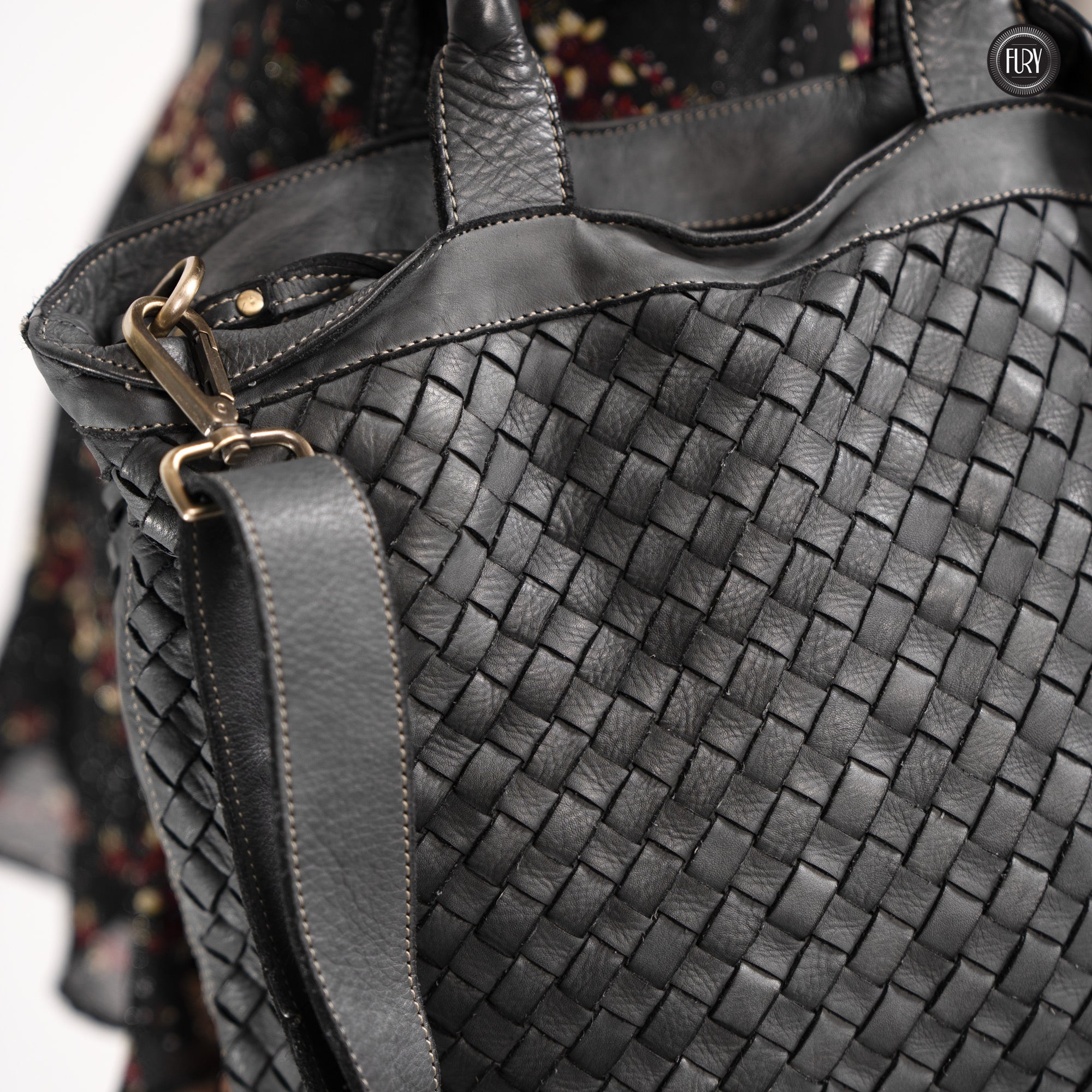 Borsa Virginia in pelle intrecciata