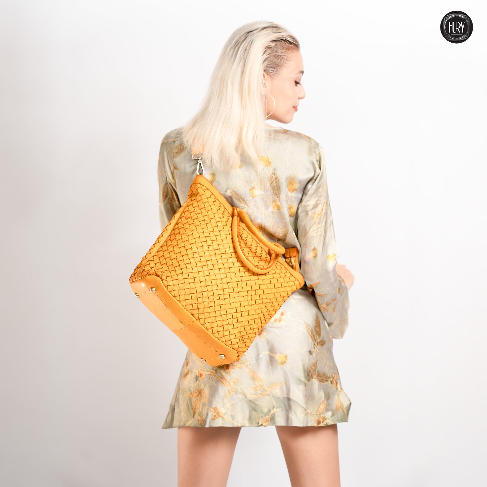 Borsa Virginia in pelle intrecciata