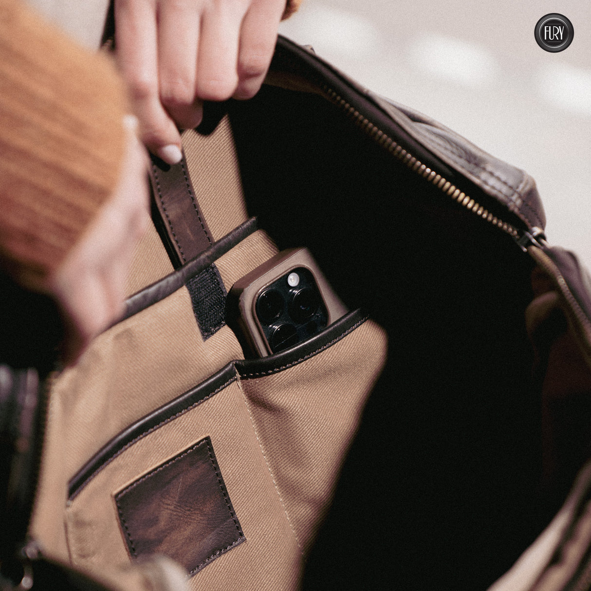 Borsa Heritage 49 in pelle - Edizione limitata