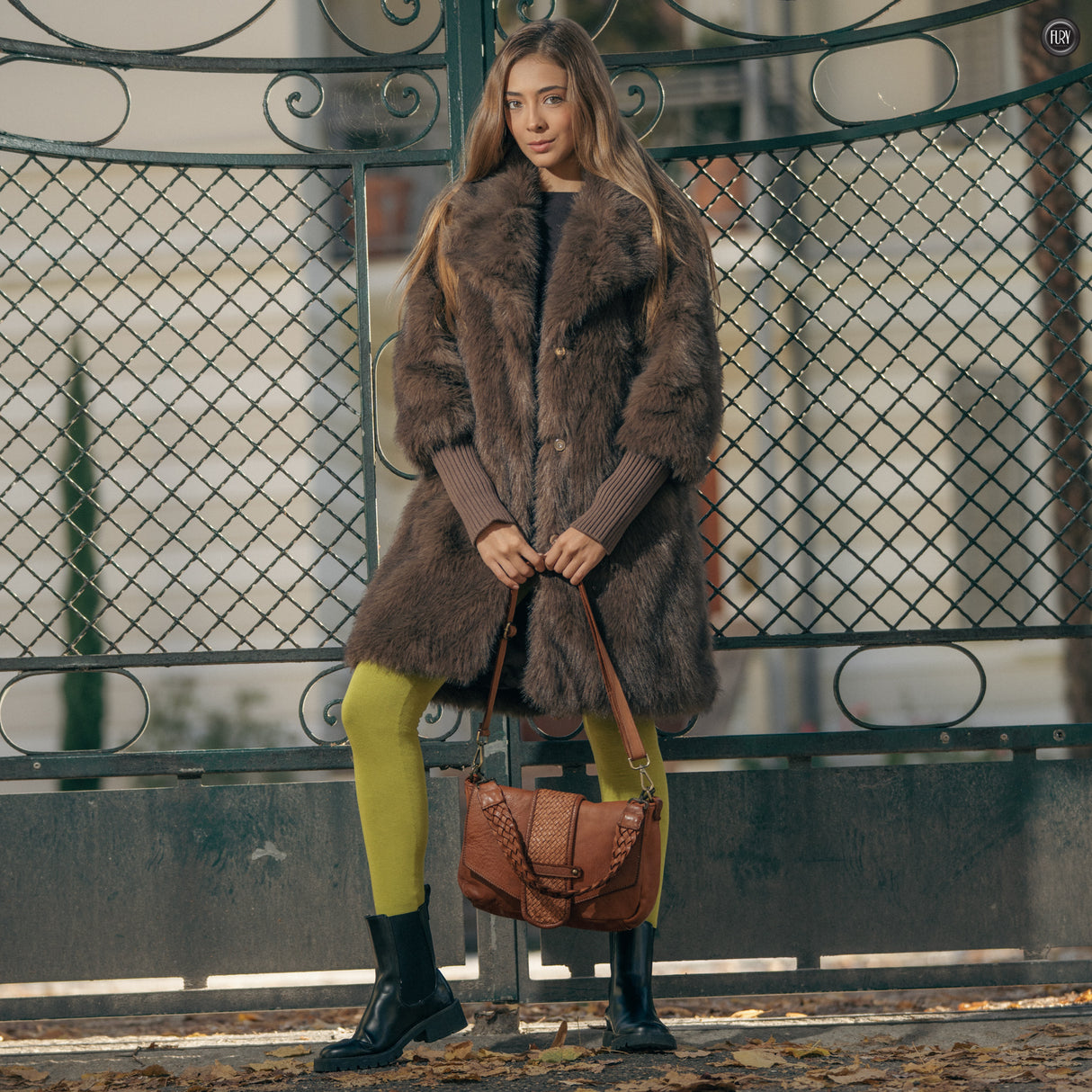 Borsetta Antea in pelle intrecciata