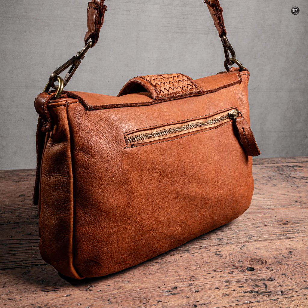 Borsetta Antea in pelle intrecciata - Fury