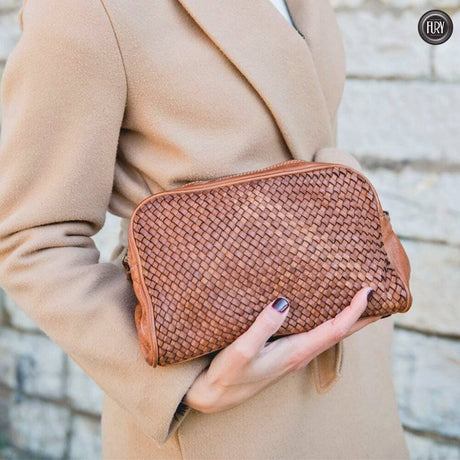 Pochette Isotta in pelle intrecciata Fury Bags#colore_cuoio