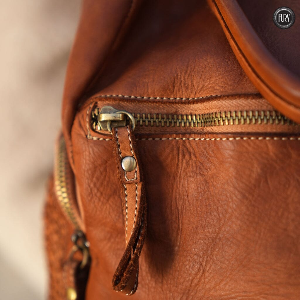 Zainetto multitasche in pelle intrecciata Fury