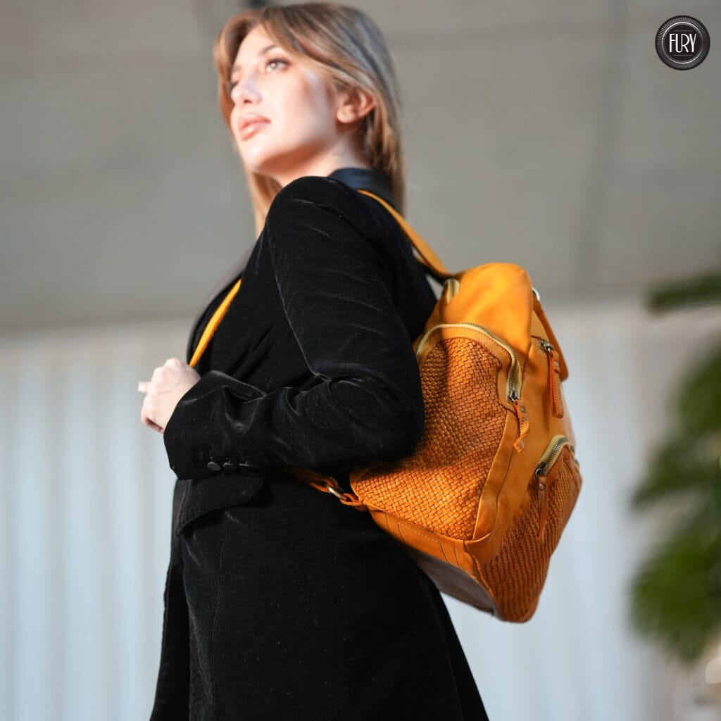 Zainetto multitasche in pelle intrecciata Fury