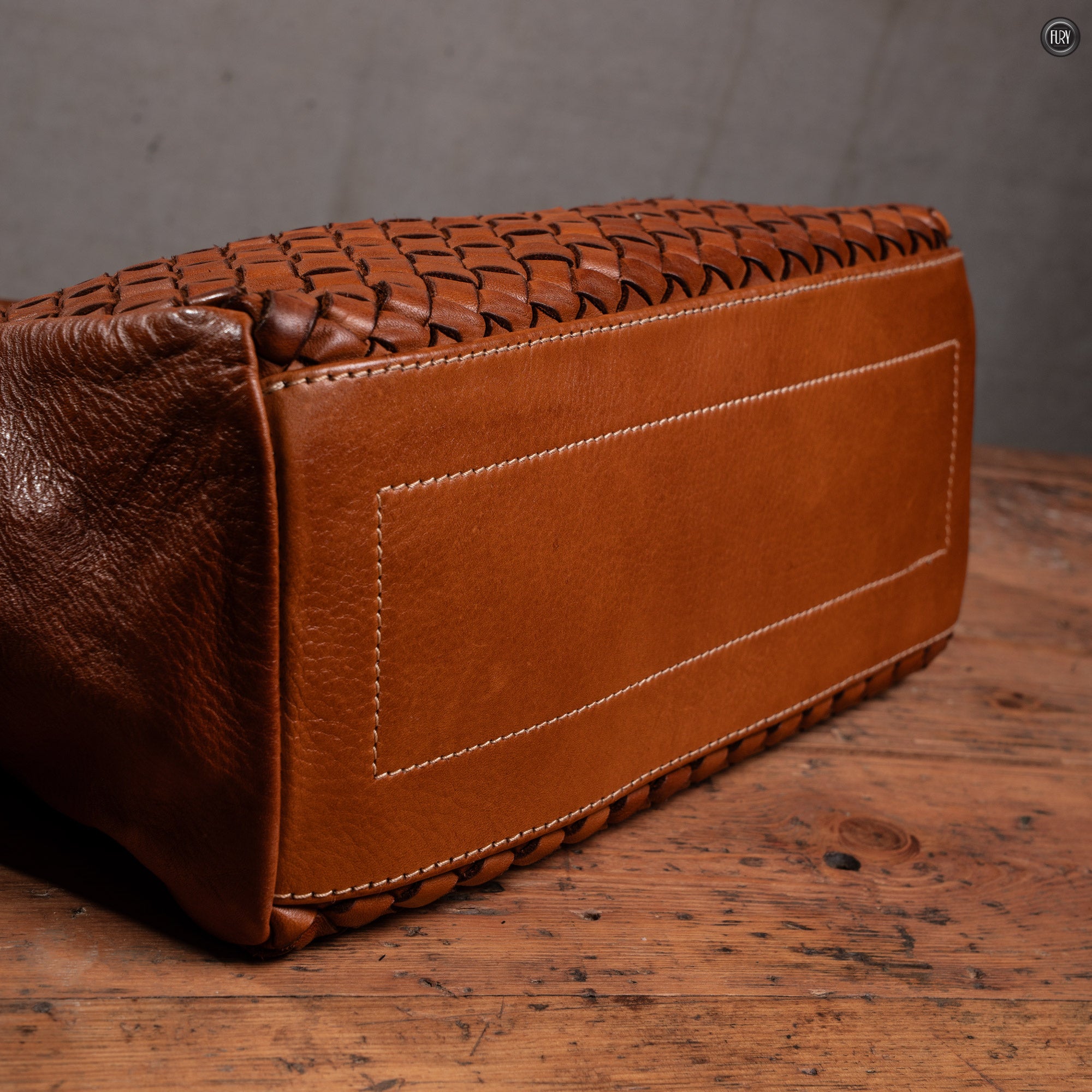 Borsetta Daria in pelle intrecciata