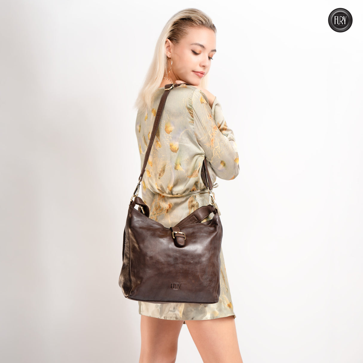 Sandy leather bag