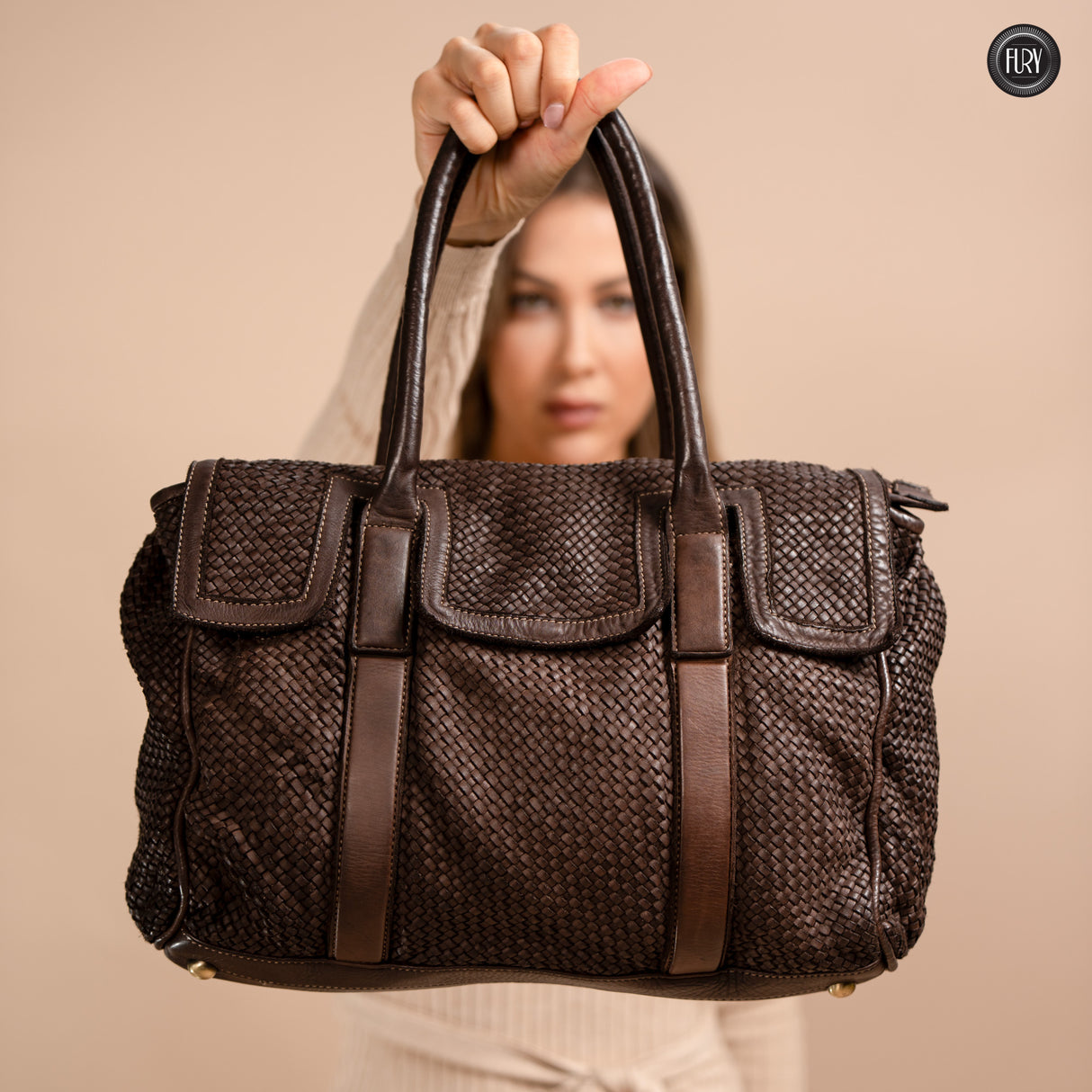 Etruria leather bag