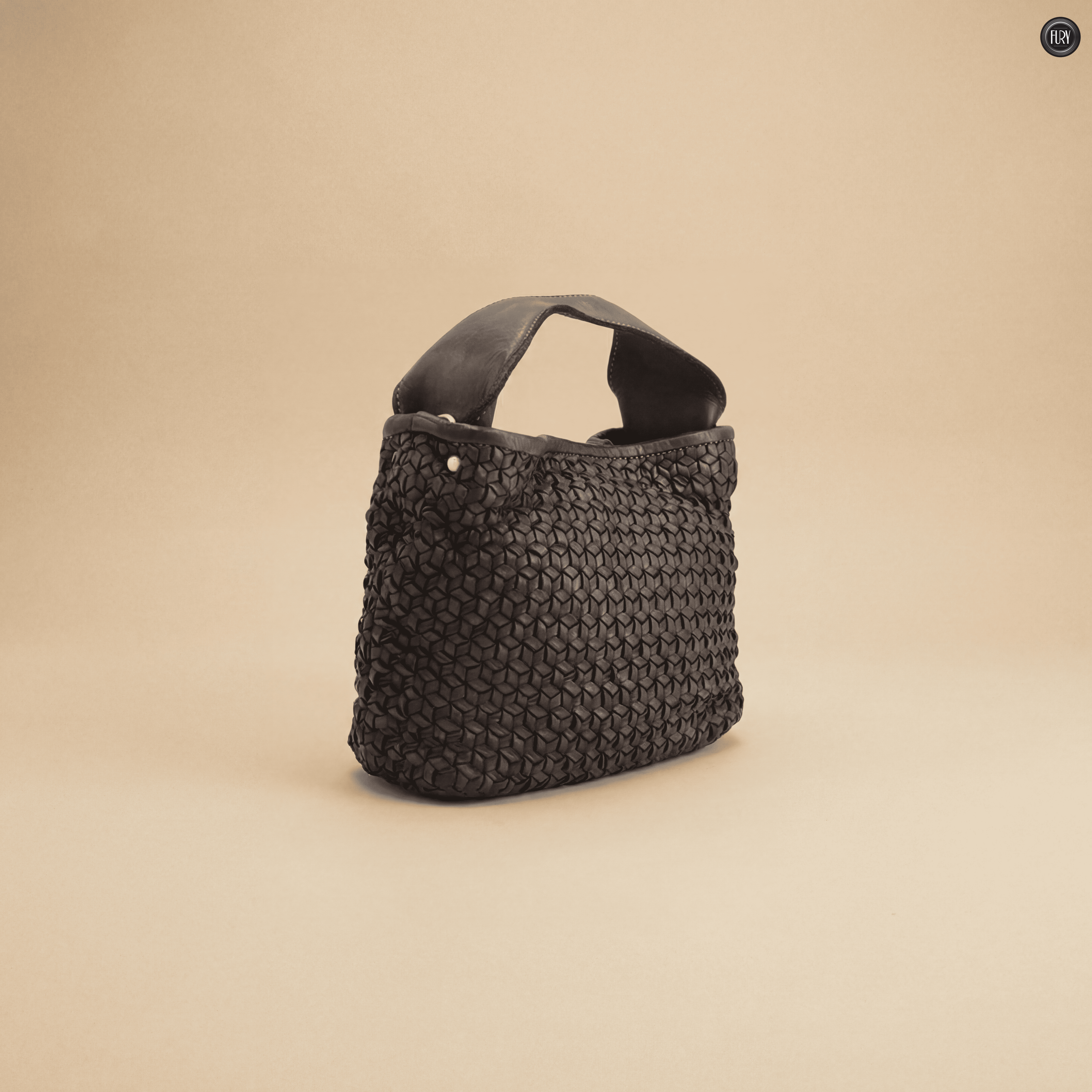 Borsetta Tea in pelle intrecciata