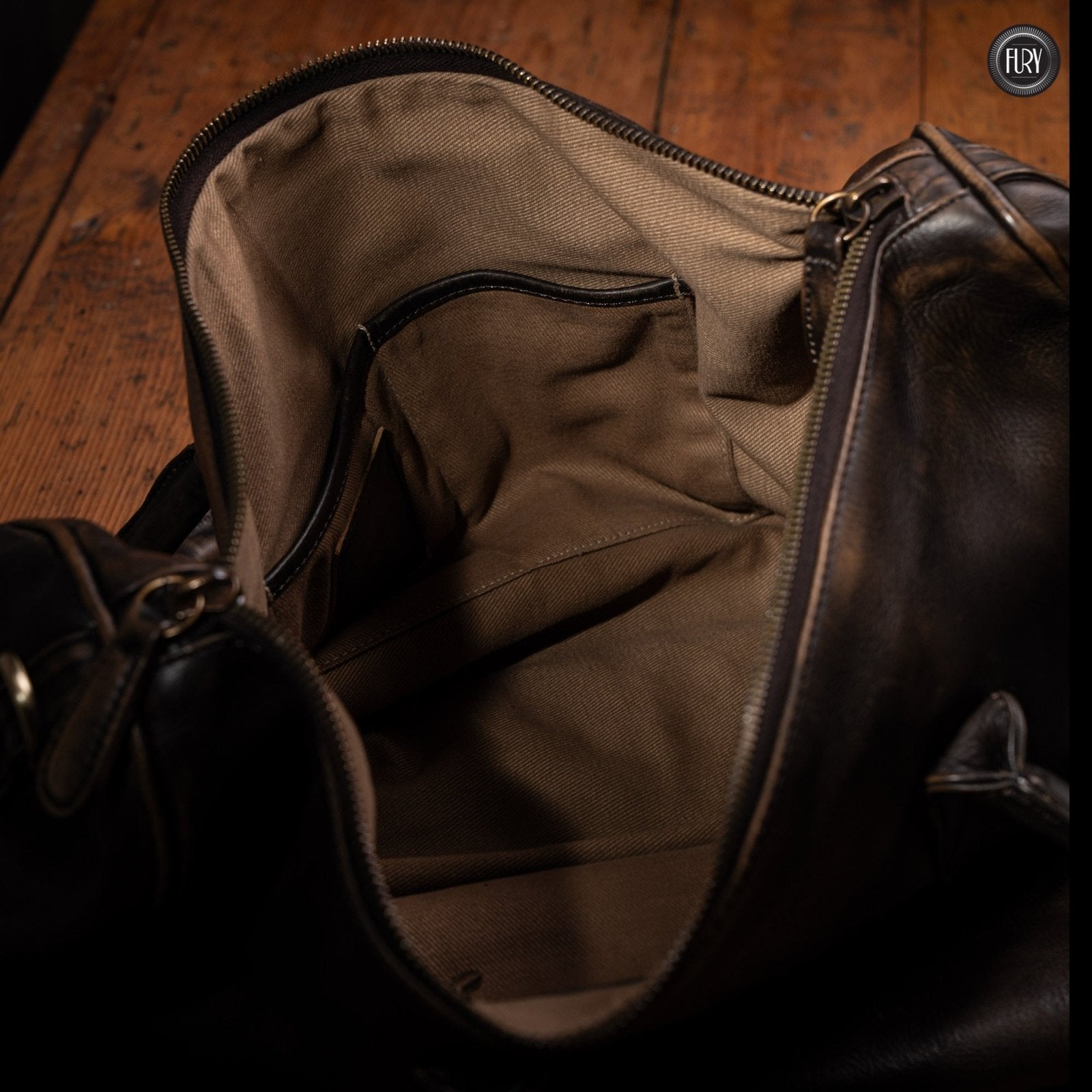 Borsa Heritage 24 in pelle - Edizione limitata - Fury