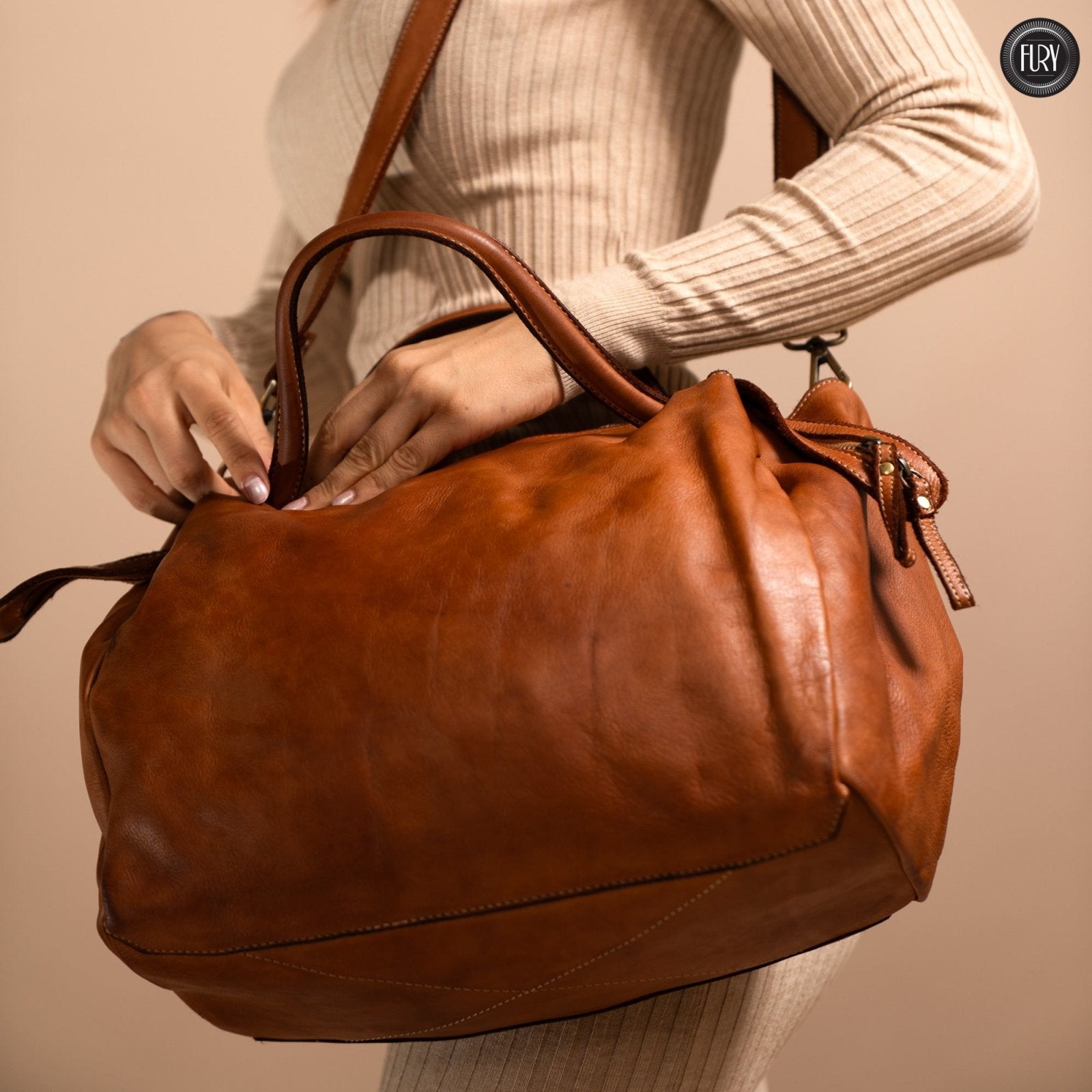 Borsa V in pelle - Fury