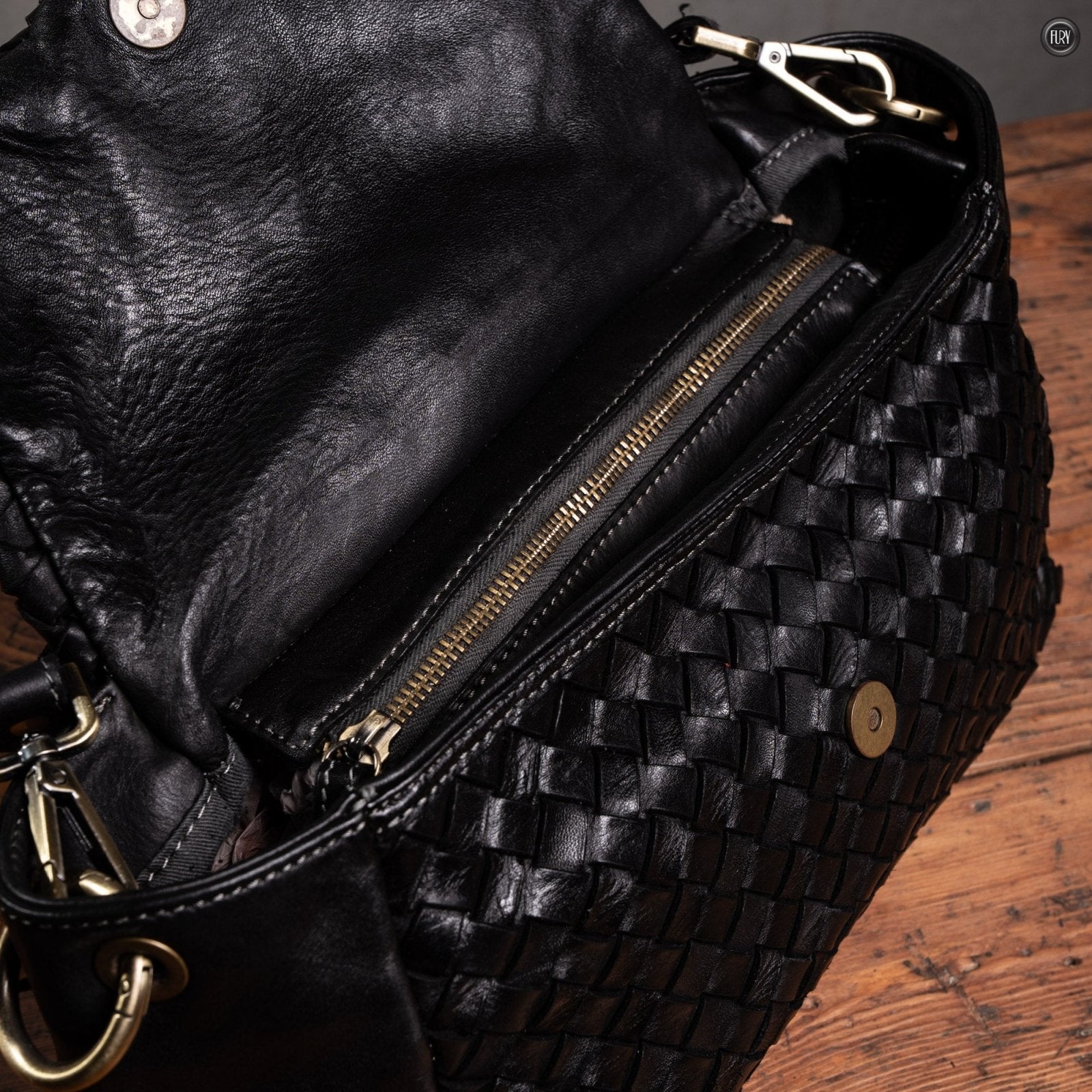 Borsetta Daria in pelle intrecciata - Fury