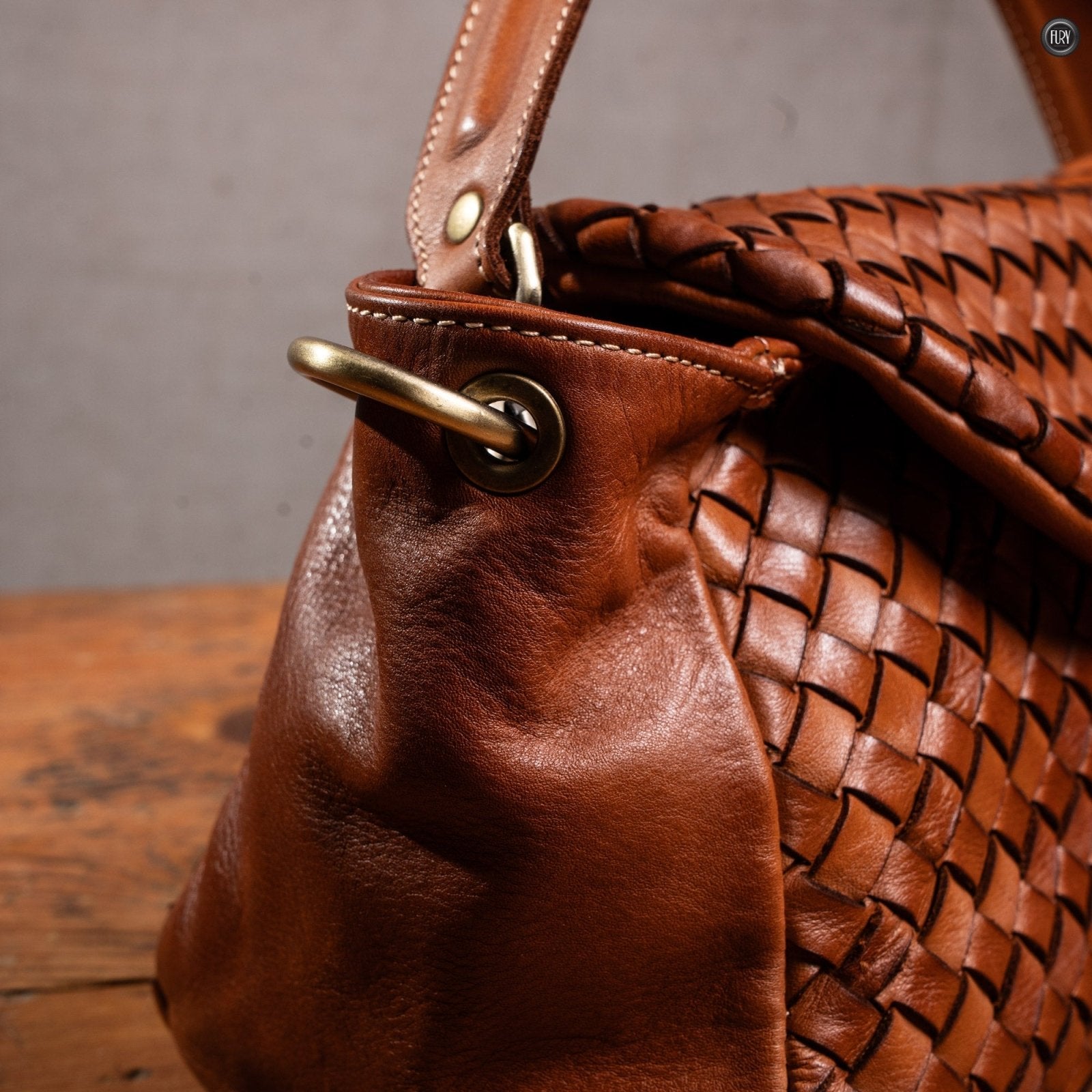 Borsetta Daria in pelle intrecciata - Fury